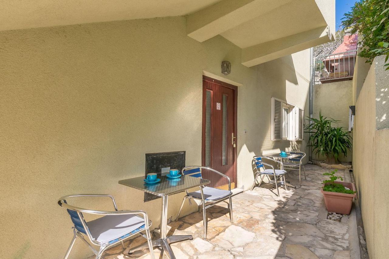 Apartments Mara Duće Dış mekan fotoğraf